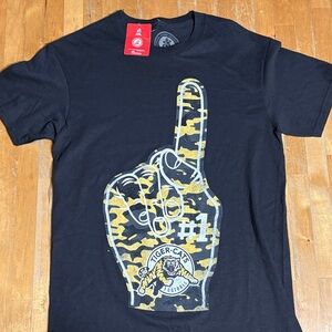 NWT CFL Hamilton Tiger-Cats Black Graphic T-Shirt
